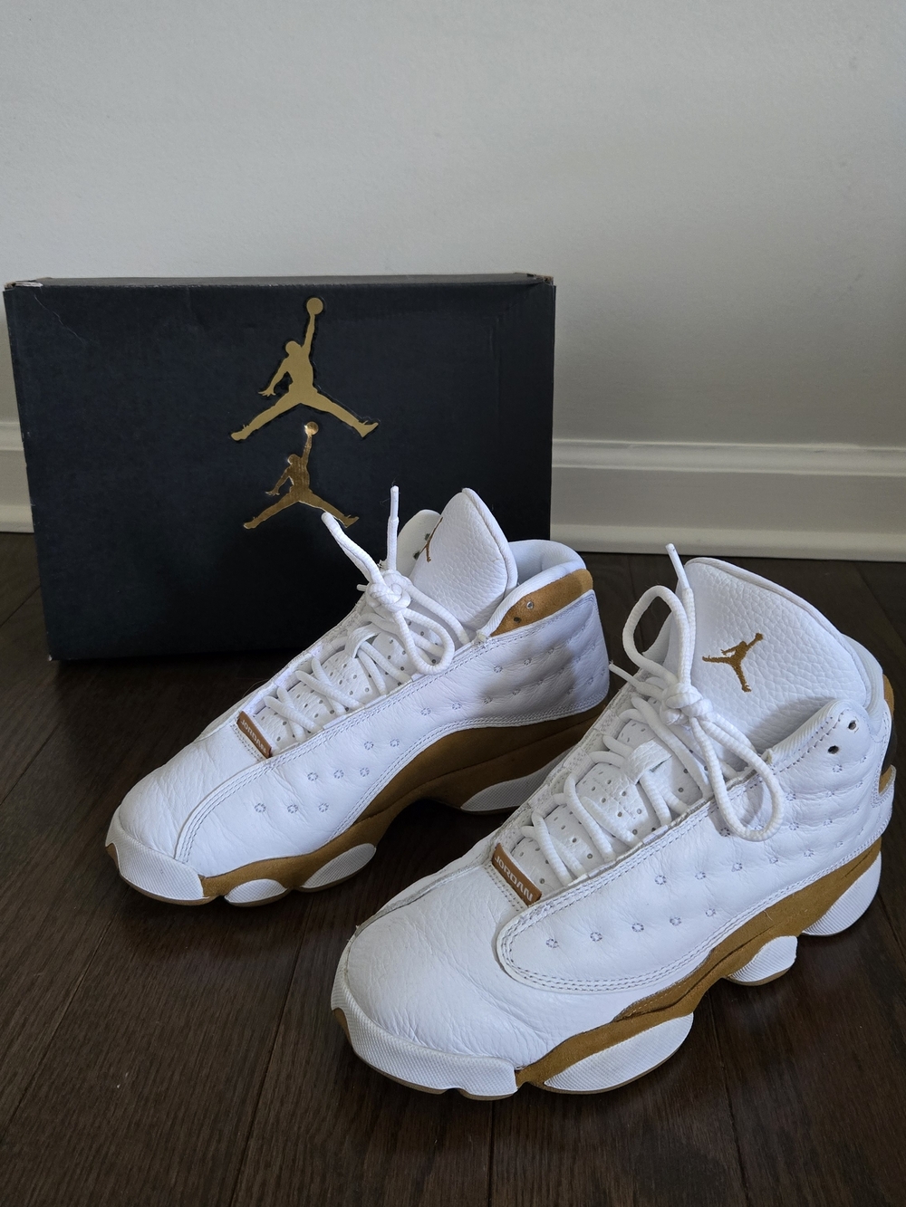 Air Jordan Retro 13 Low - White & Metallic Gold